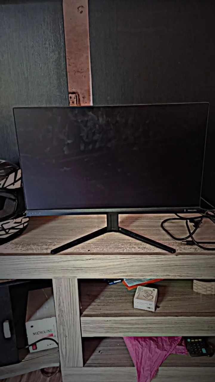 Vendo Monitor Phillips evnia 24 polegadas .