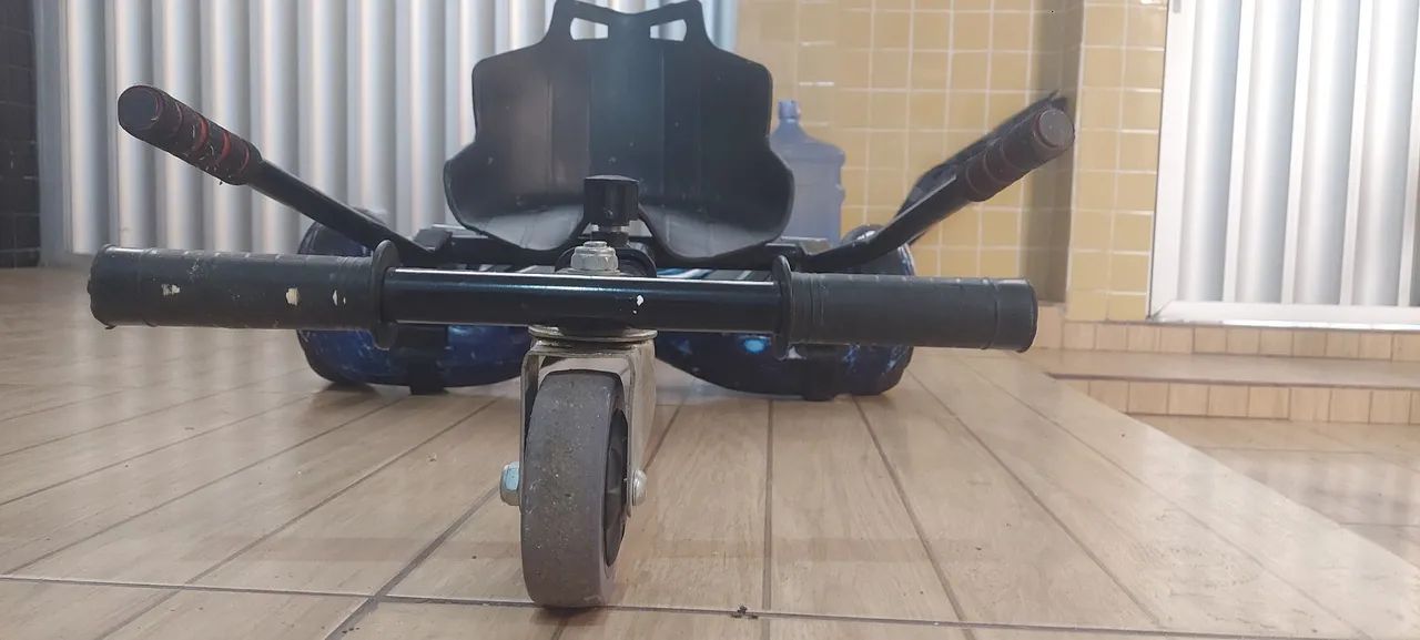 Hoverboard com carrinho - ótimo estado bem conservado  - Foto 4