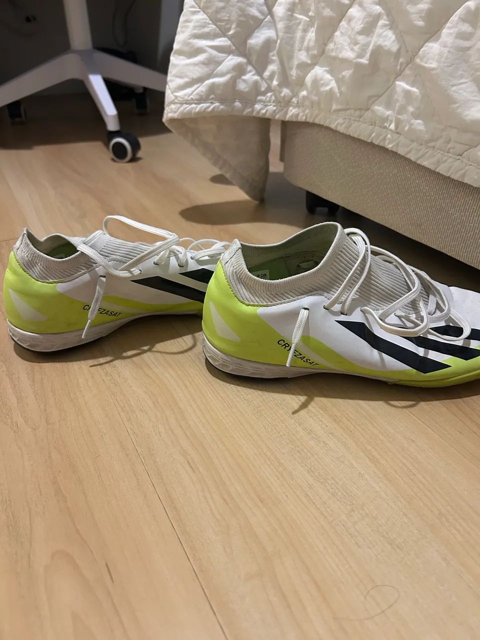 CHUTEIRA ADIDAS SOCIETY CRAZY FAST,tamanho 41 - Calçados