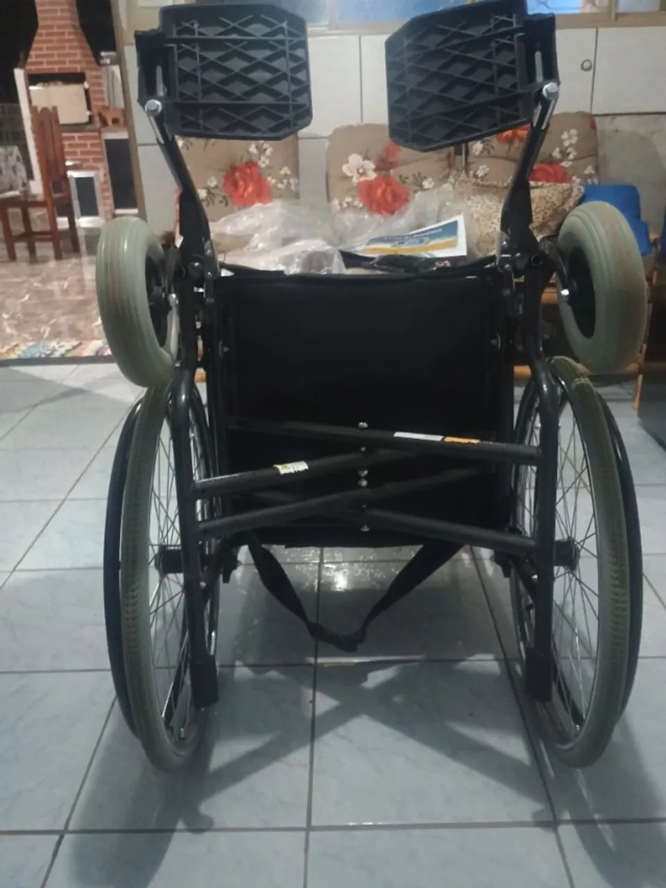 Vendo cadeiras de rodas  - Foto 2