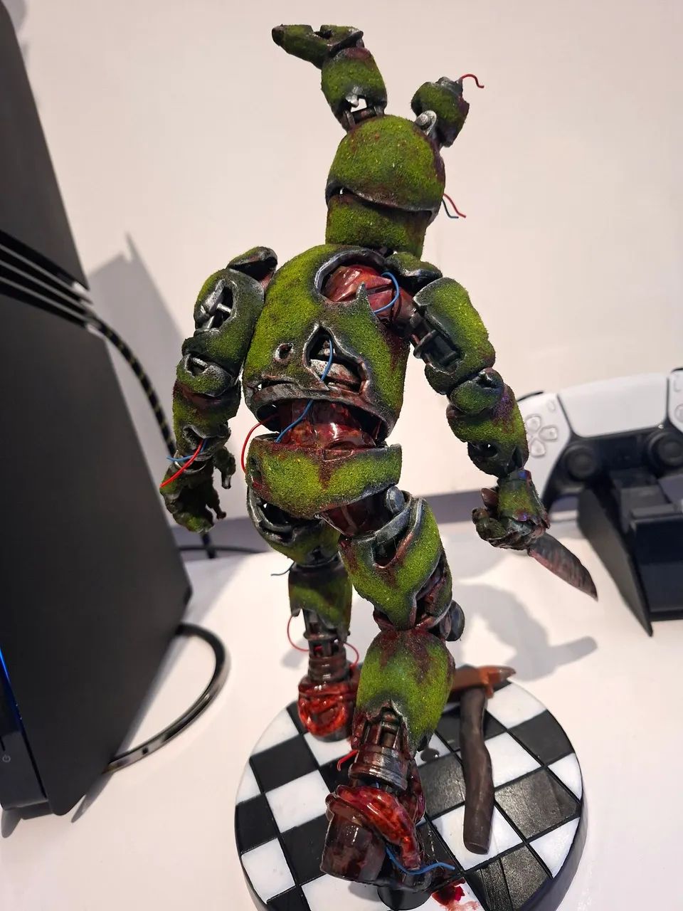 Action figure Springtrap 33cm - Foto 4