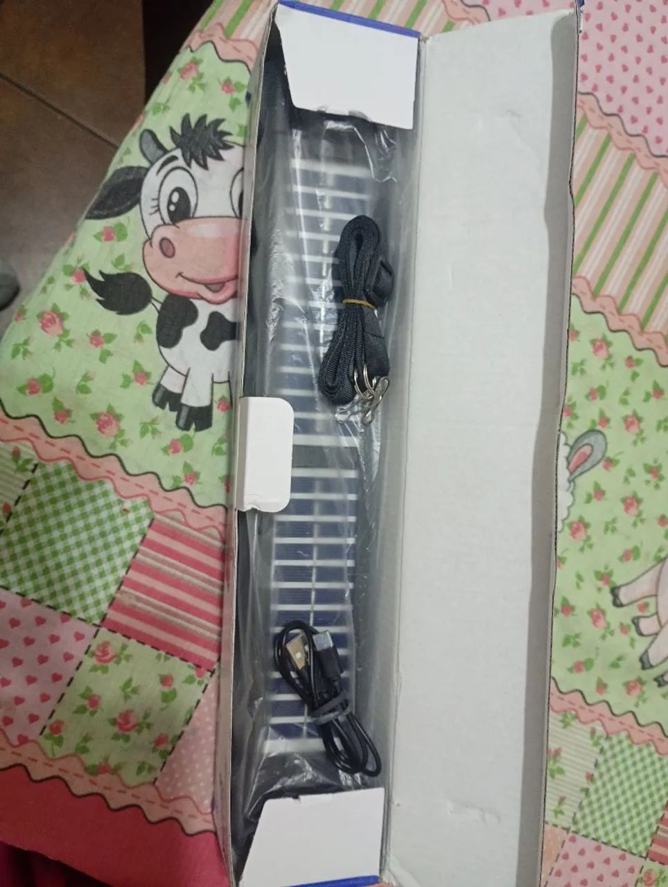 Rádio potente com recarregamento solar e usb - Foto 2