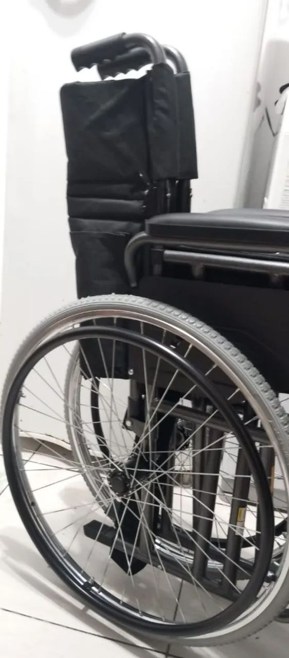 !! CADEIRA DE RODAS NUNCA USADA !! - Foto 5