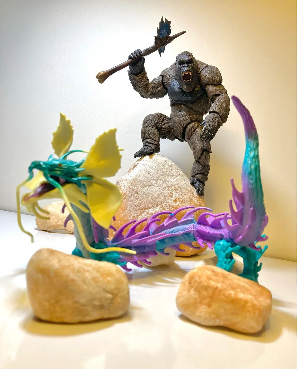 Kong Sh Monsterarts e Tiamat playmates - Foto 3