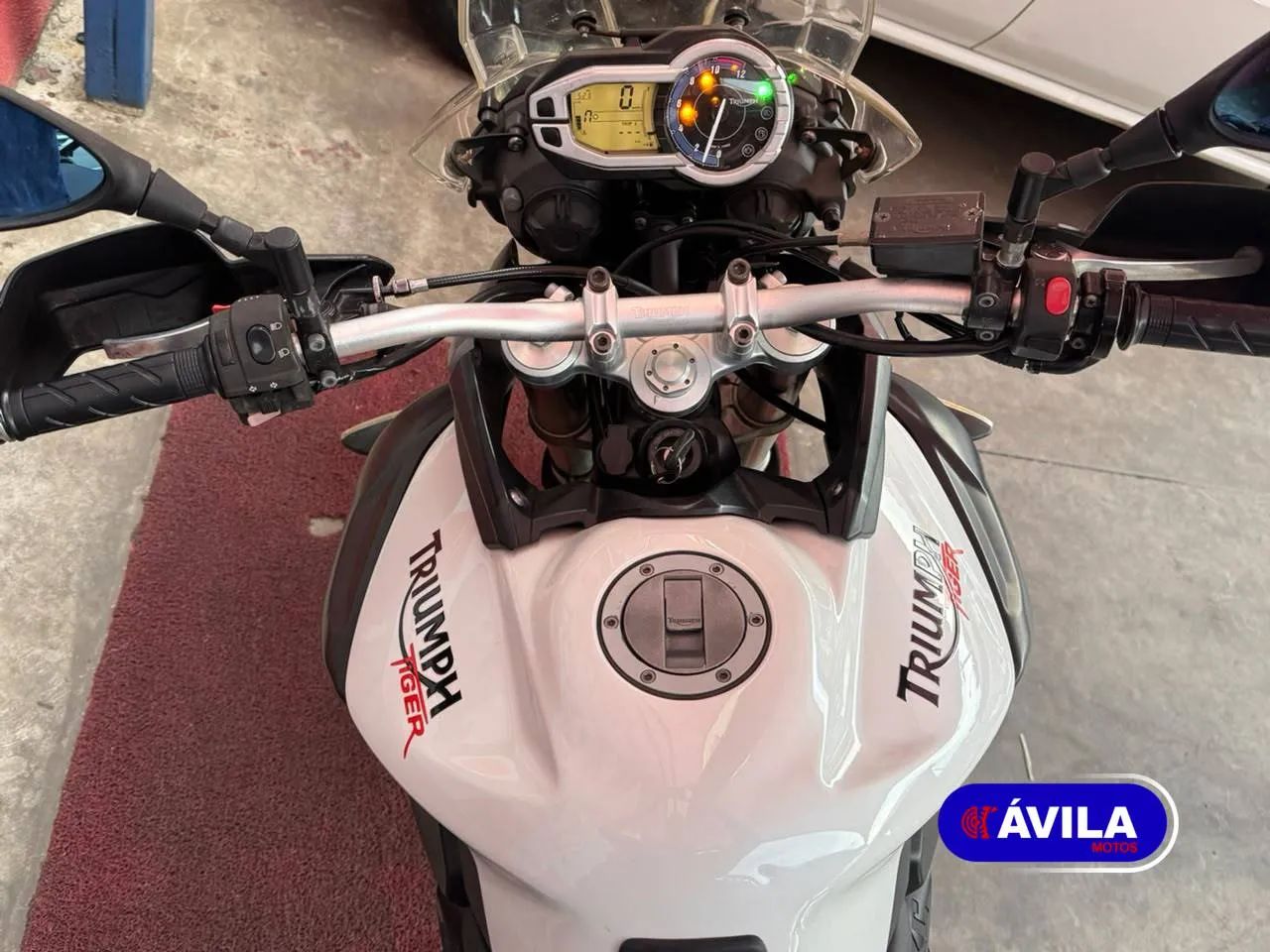 Triumph Tiger 800 800 cc  - Foto 5