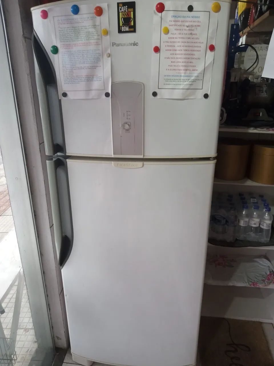 Geladeira Panasonic 