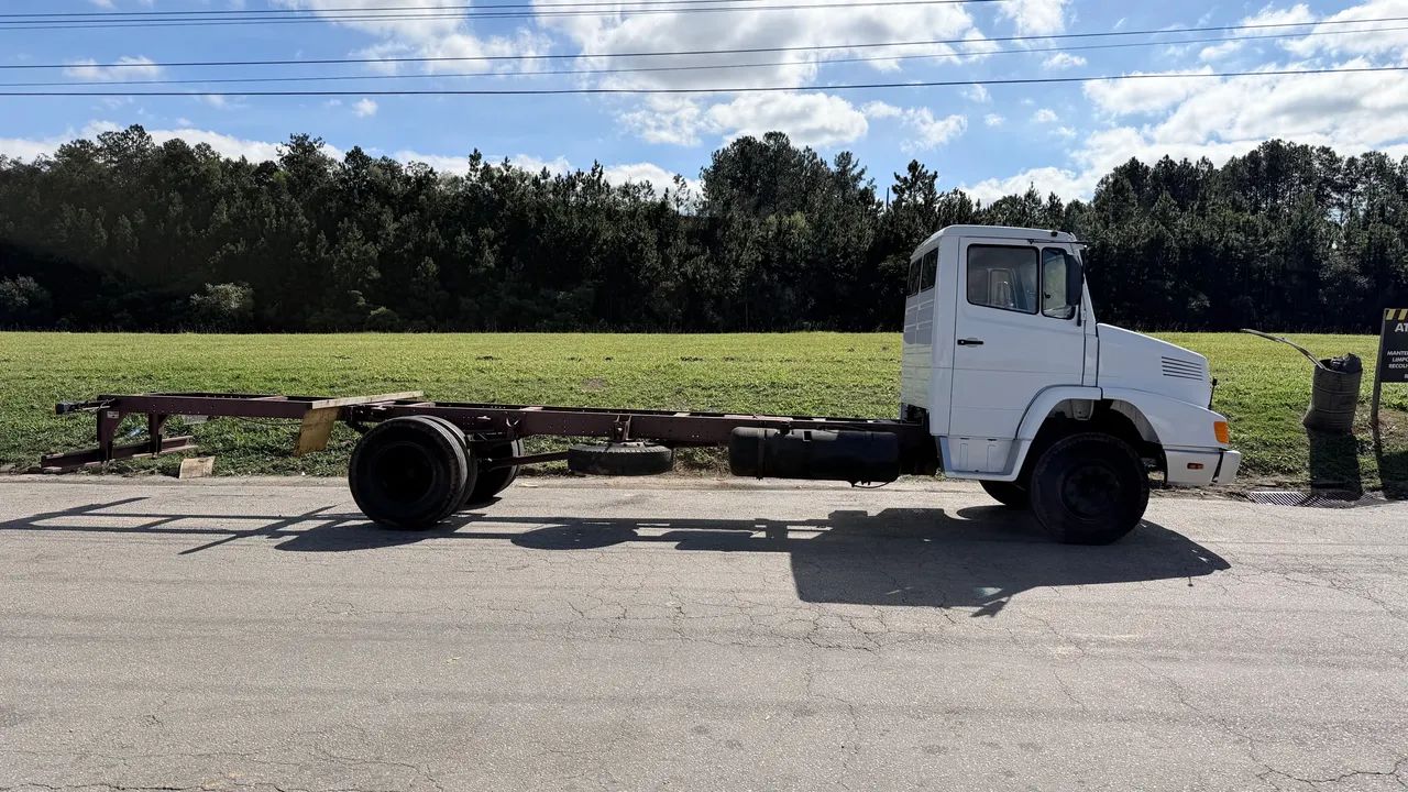MB 1214L - Foto 5