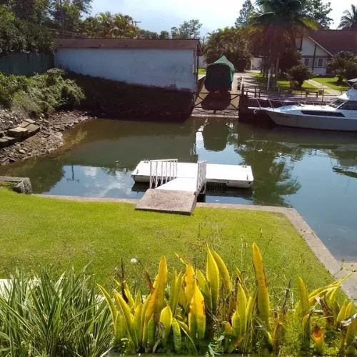 Casa de Canal em condomínio com 187m² e 4 dormitórios. - Foto 2