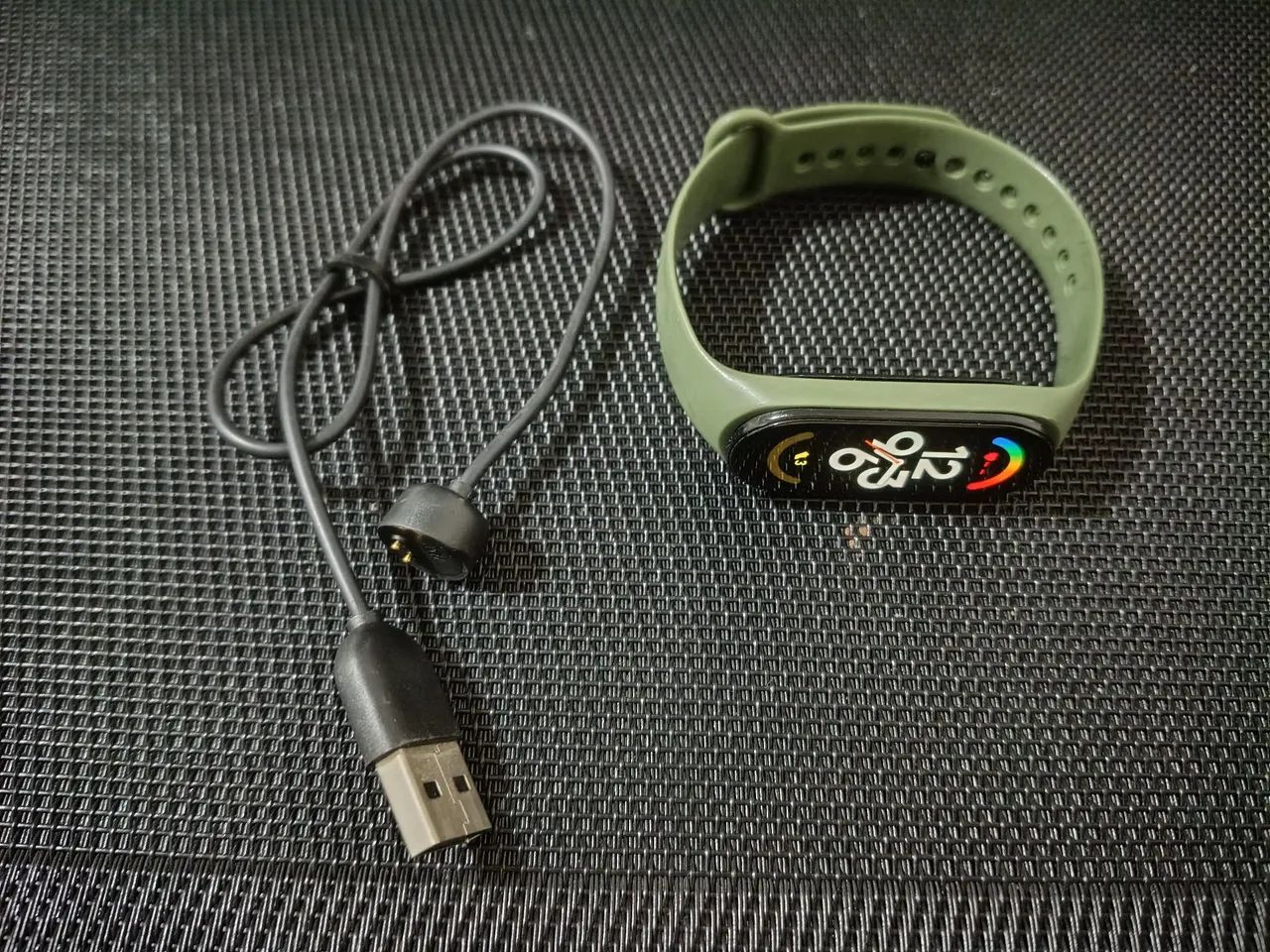 Vendo um Smartband Xiaomi na cor verde
