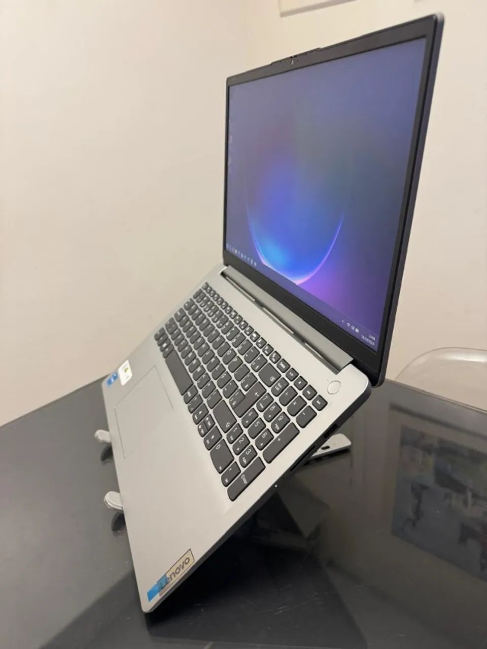 Notebook Lenovo Ideapad - i3 - 12º - 8 RAM - SSD 256 GB -15P
