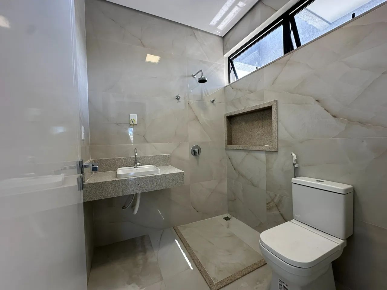 Condomínio Passaredo, Casa Duplex 4 Quartos Sendo 3 Suítes - Foto 4