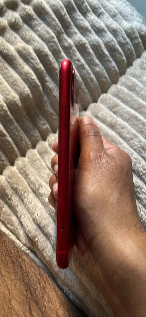 iPhone 11 Red - Foto 3