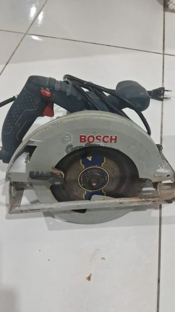 Cortadeira Profissional Bosch  Circular