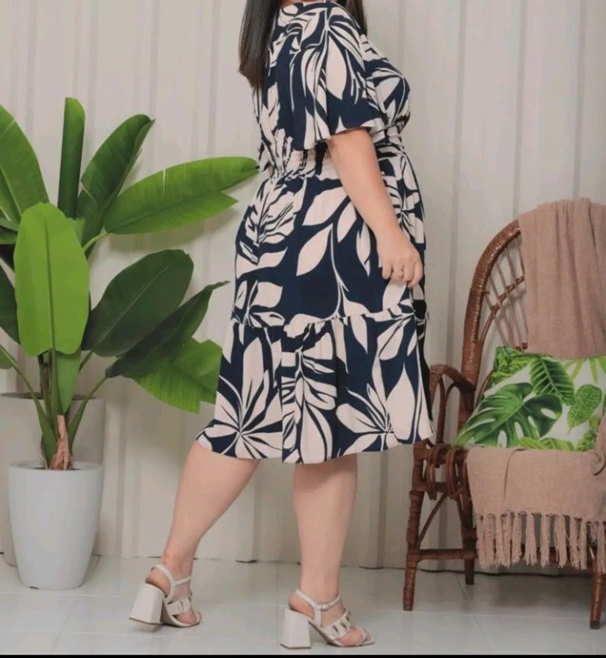 Vestido plus size floral  - Foto 3