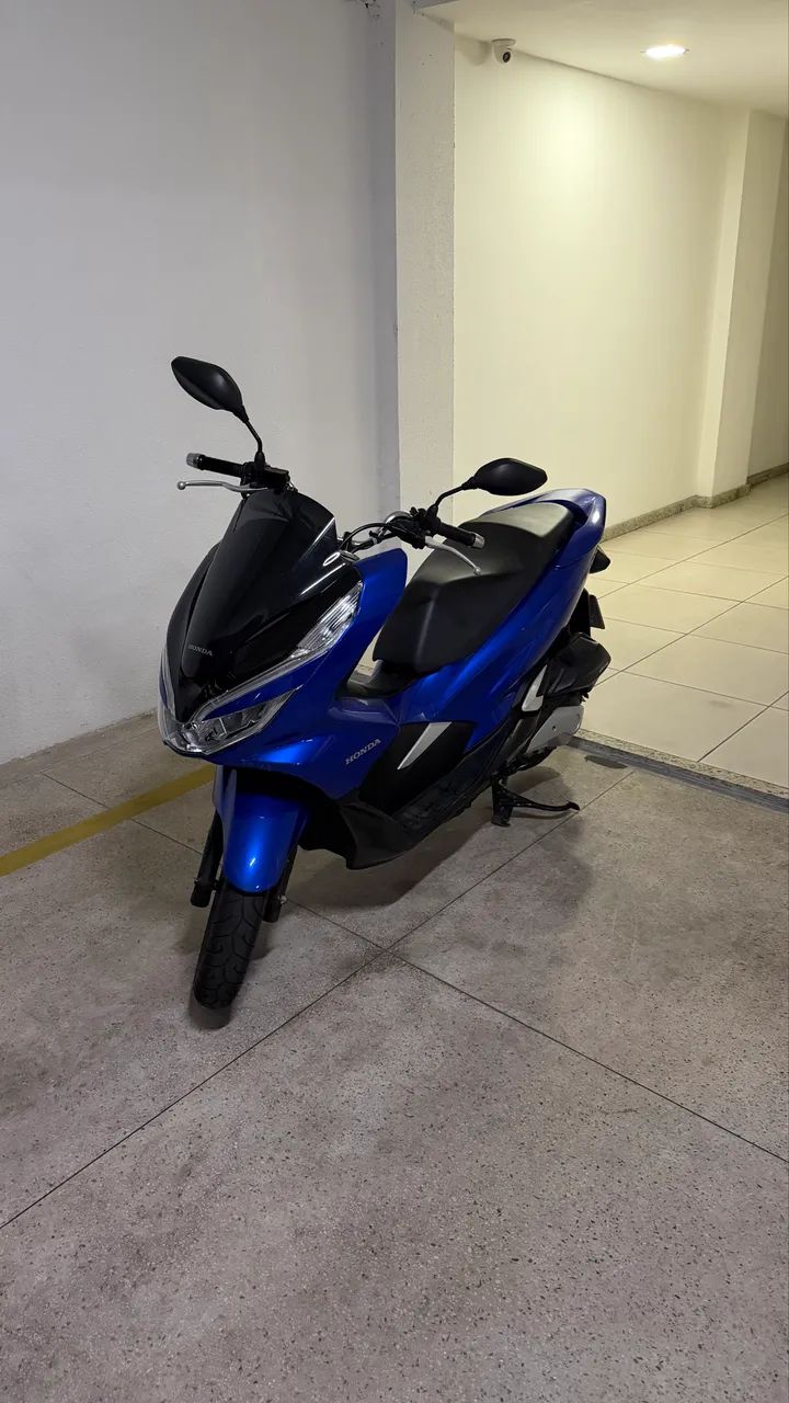 Vendo pcx 2022 com 8 mil km rodados - Foto 3