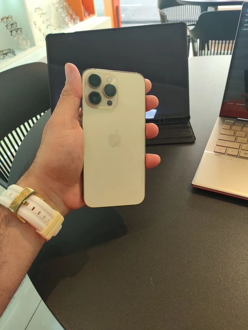 iPhone 14 Pro Max 256 Gold  - Foto 4