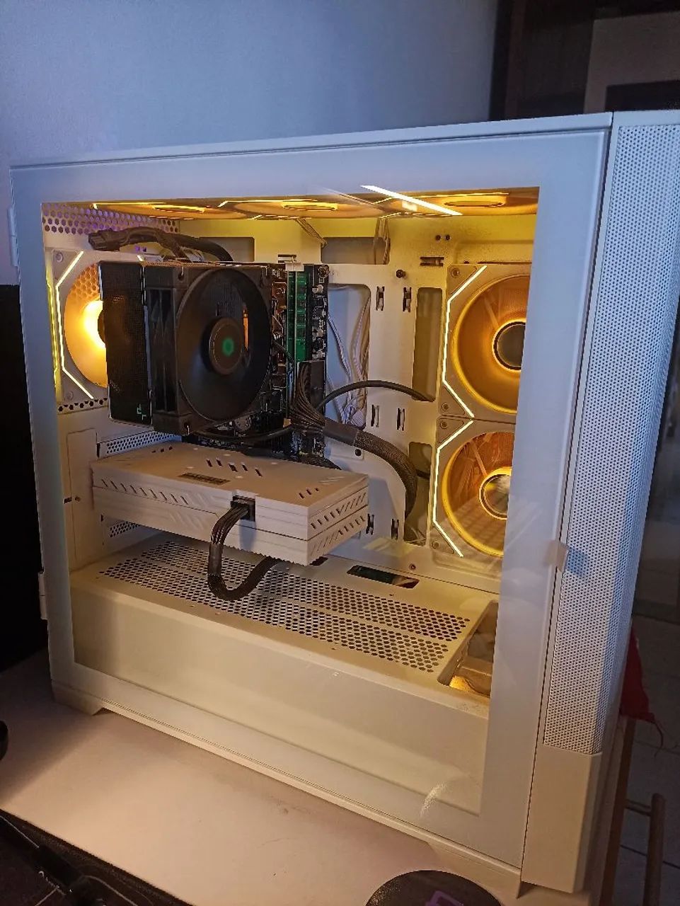 PC i7 RX 580 16GB