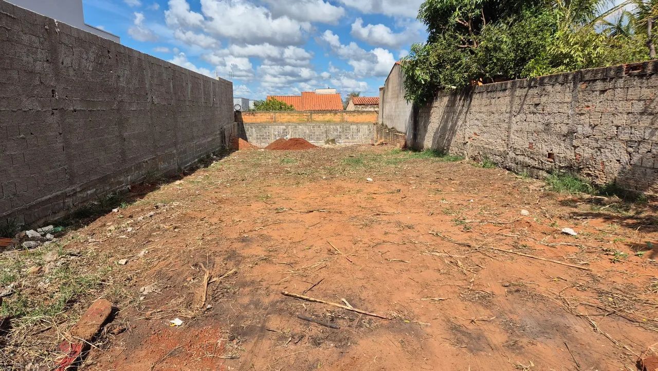 Terreno a venda no Shopping Park 2