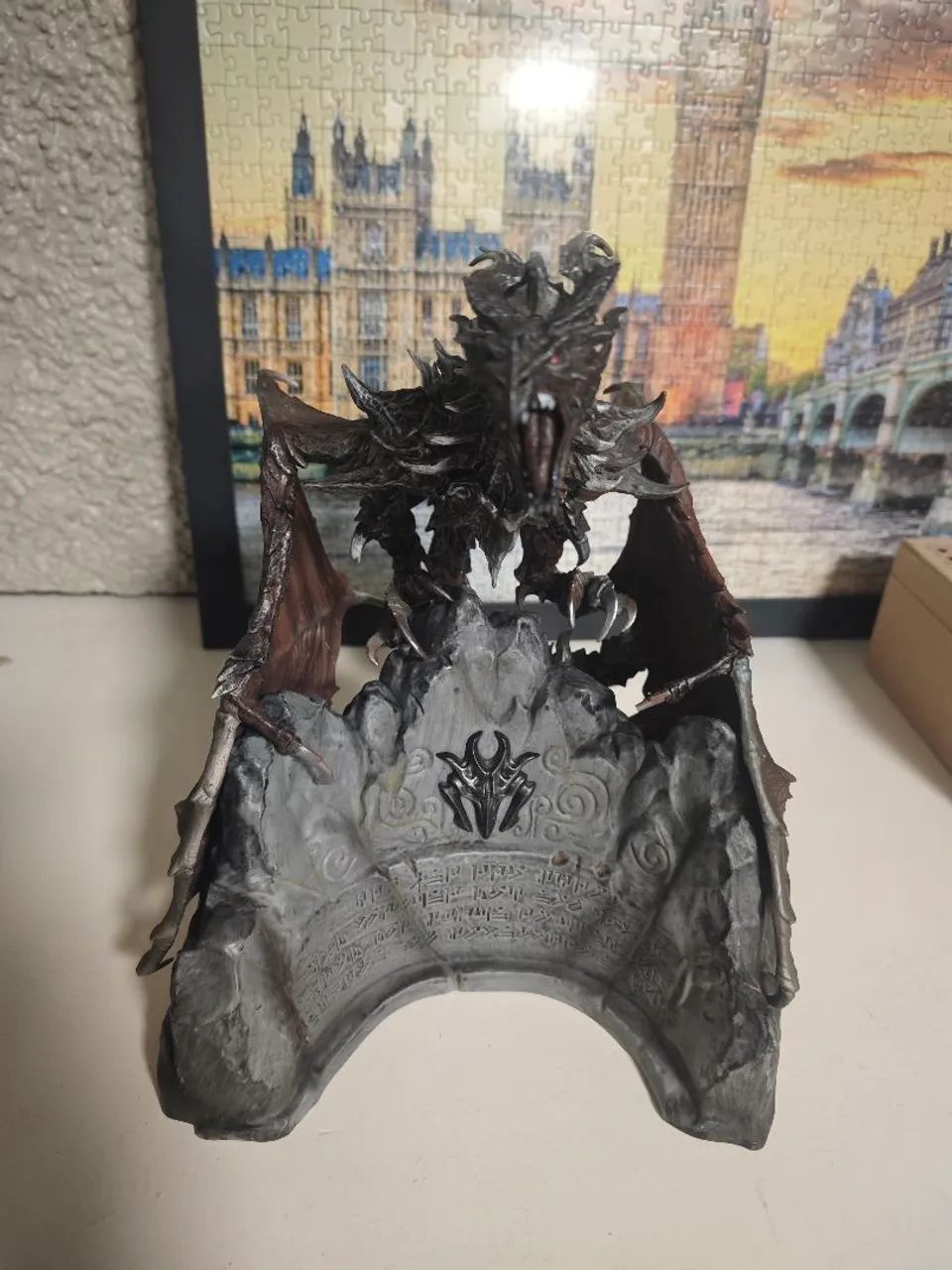 Skyrim alduin collector edition apenas figure 