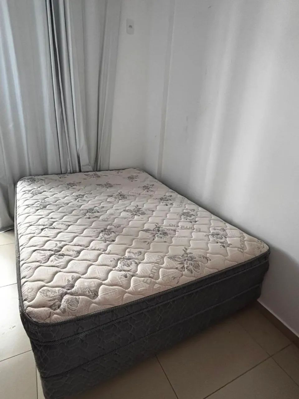 Cama box casal 