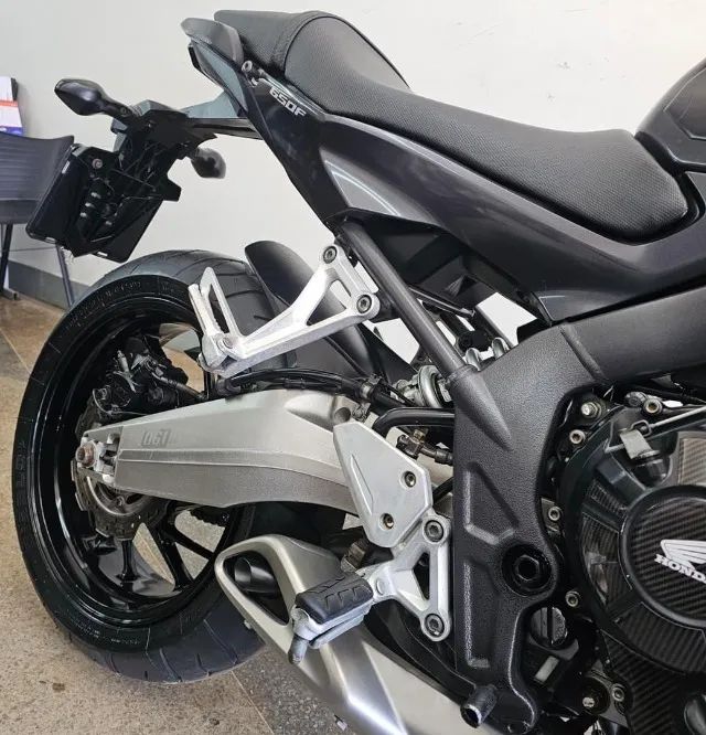 Honda CB650F 2015 - Foto 2