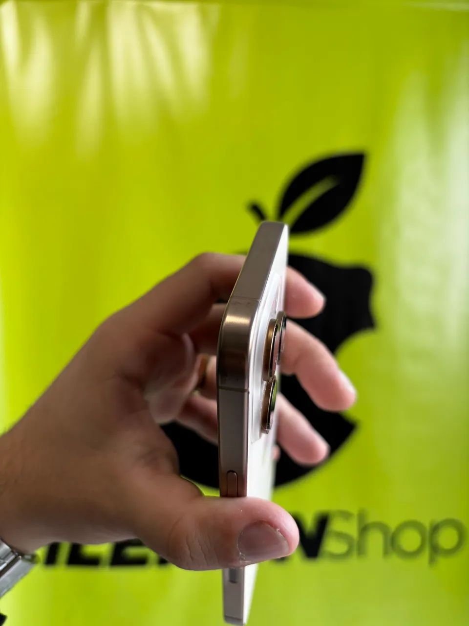 iPhone 16 Pro 128GB - Foto 3