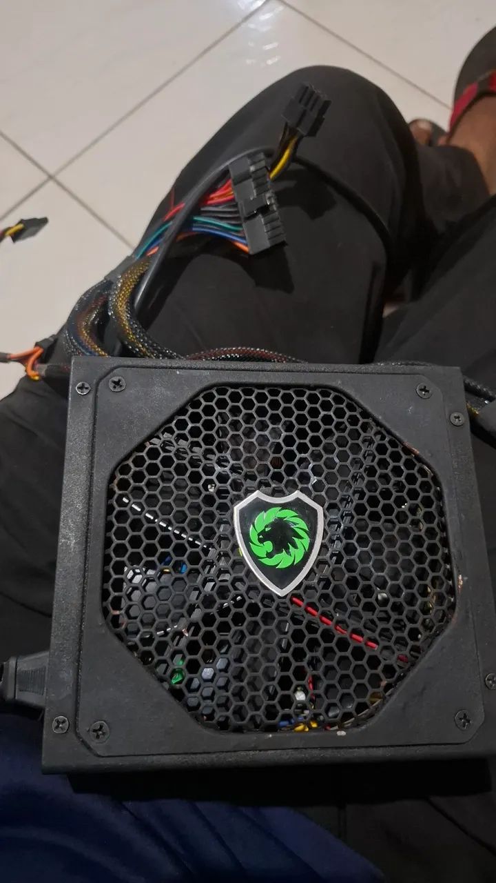 Fonte de PC. GAMEMAX GM600 - Foto 3