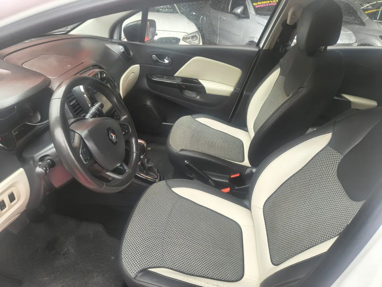 Renault Captur Intense 1.6 16V Flex 5P Aut. 2019 - Foto 9