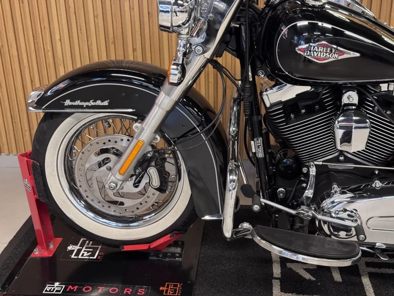 Harley Davidson Heritage Softail Classic 2015 - Foto 5
