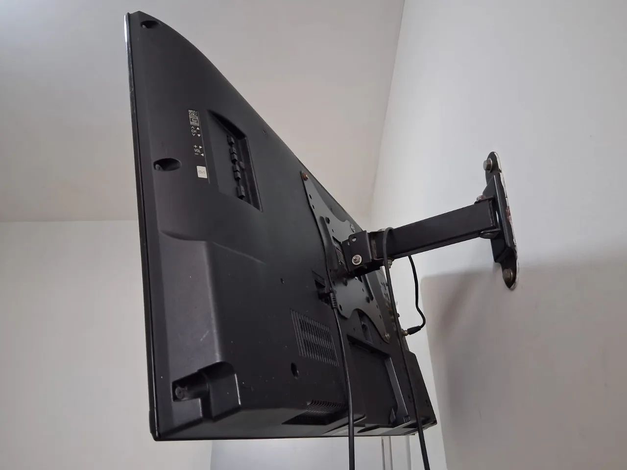 Vendo tv Panasonic 32 polegadas - Foto 3