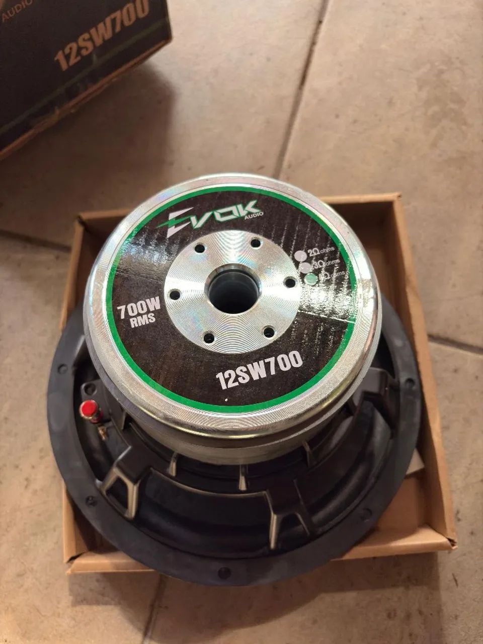 Evok 700rms novo na caixa - Foto 4