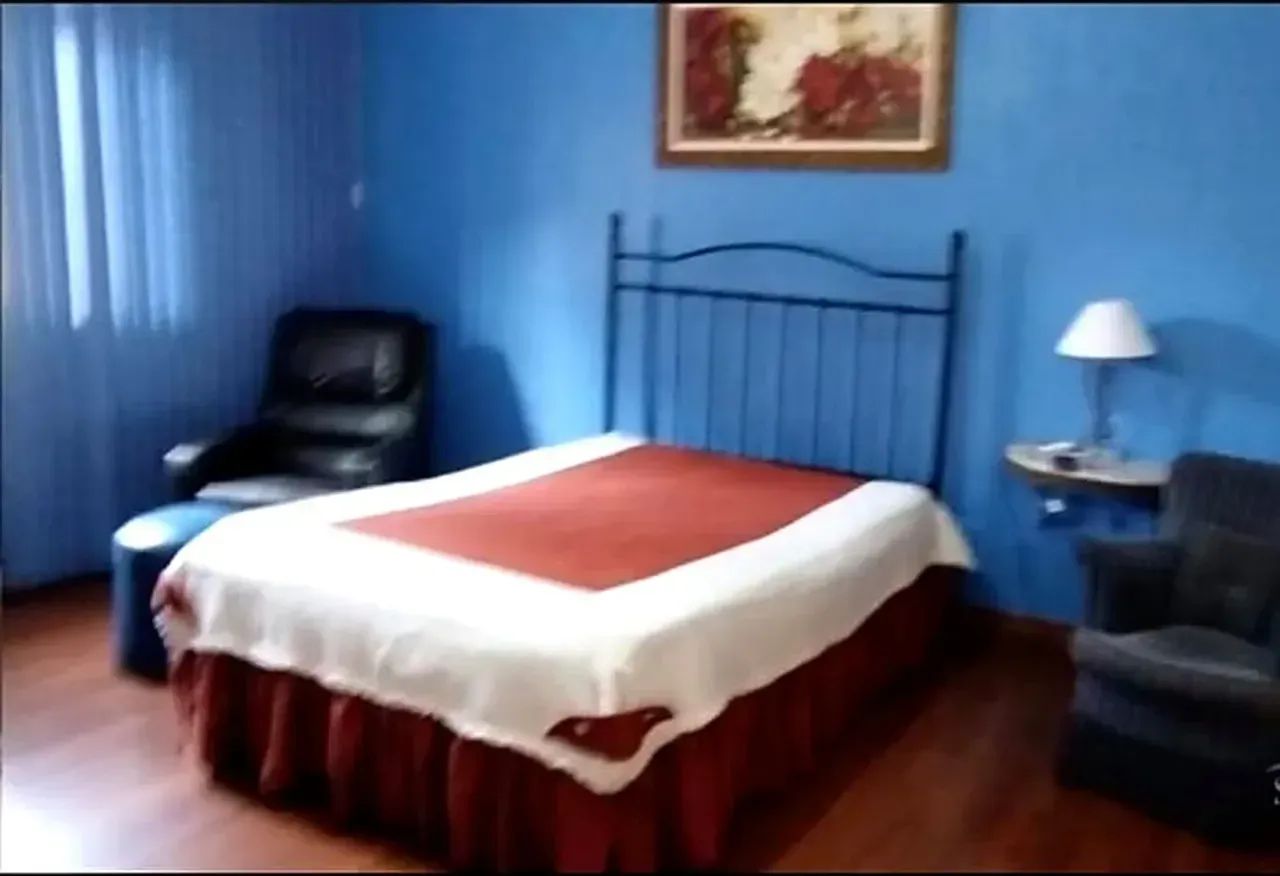 Casa ampla com anexo à venda próxima ao Centro de Petrópolis - Foto 4