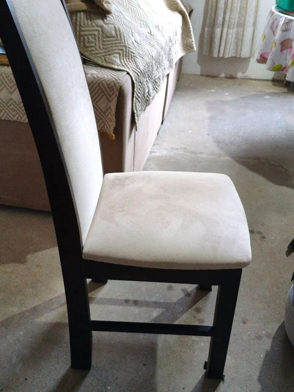Mesa com 6 cadeiras  - Foto 3