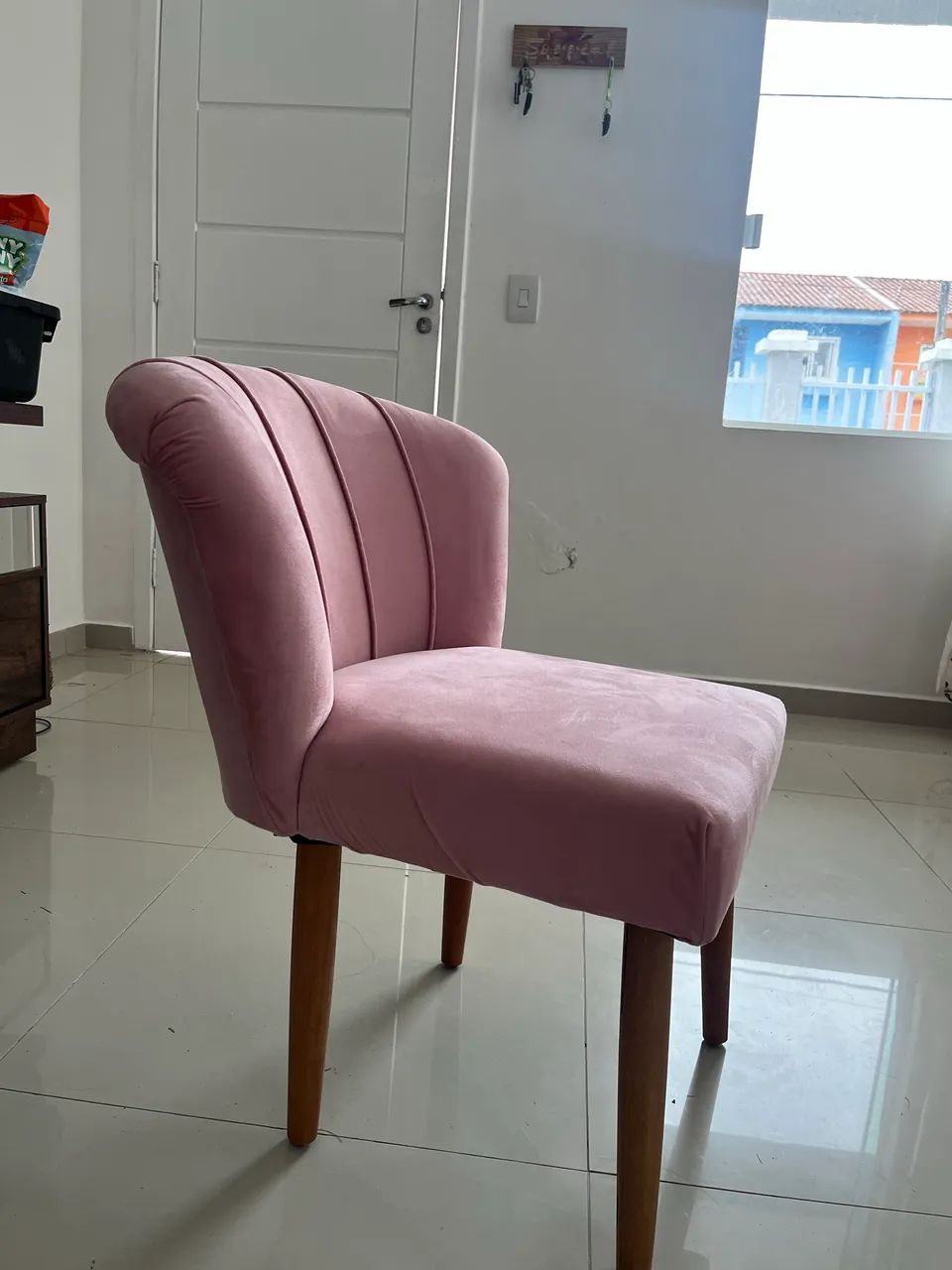 Cadeira estofada decorativa  - Foto 3