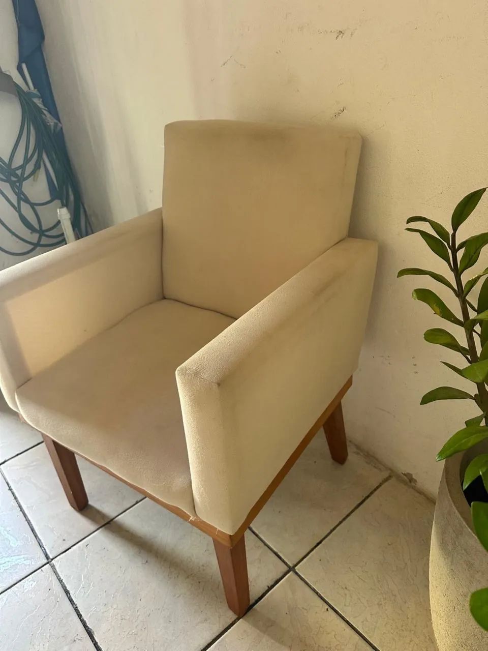 Cadeiras Poltronas Leia abaixo  - Foto 4