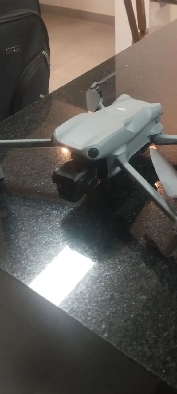 Drone DJI Air 3 | 2 Câmeras 48MP | 4K | Tele 3x | 1 Bateria - Foto 4