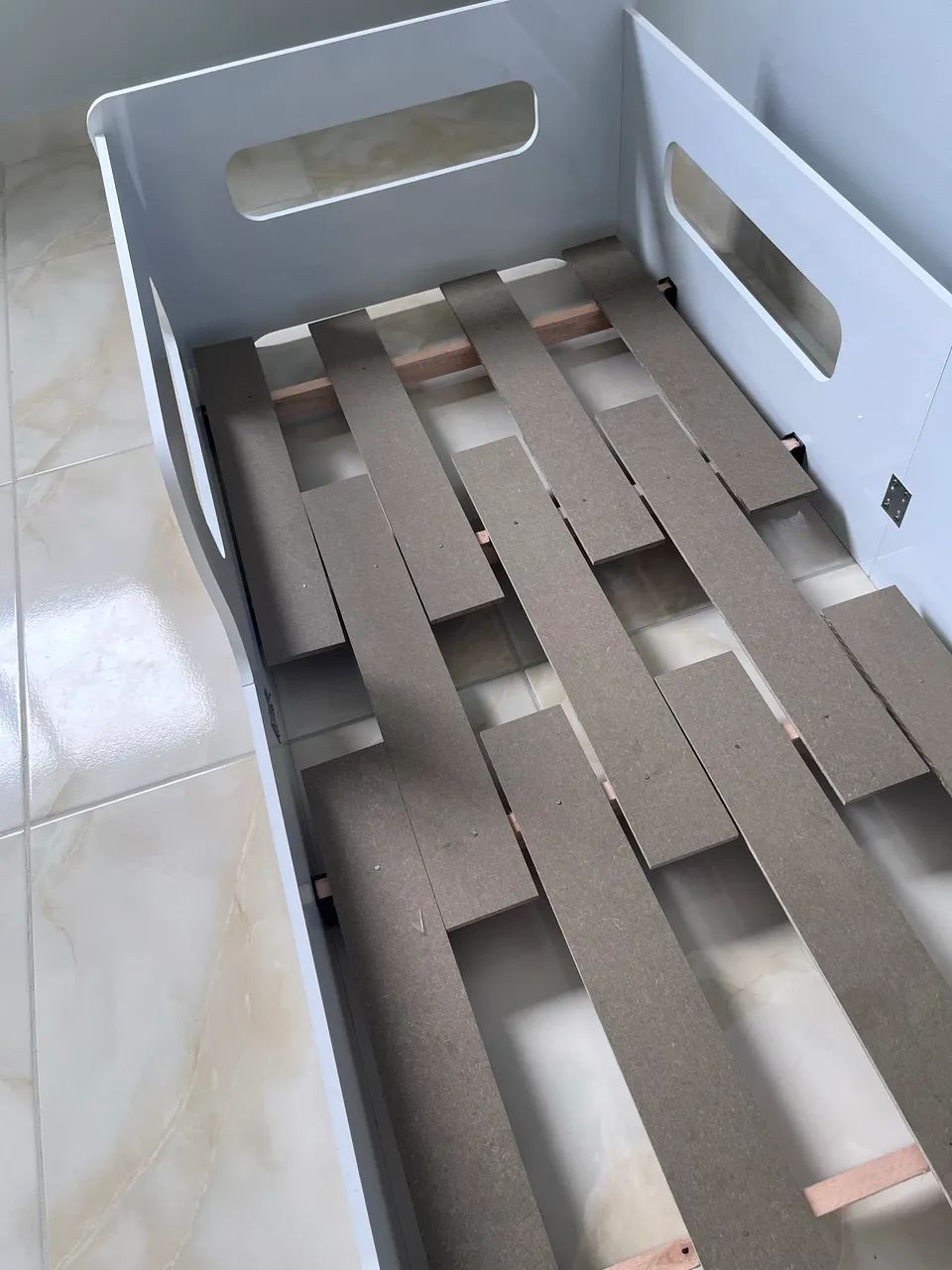 Cama infantil  com colchão Nova ( não foi usada)  - Foto 5