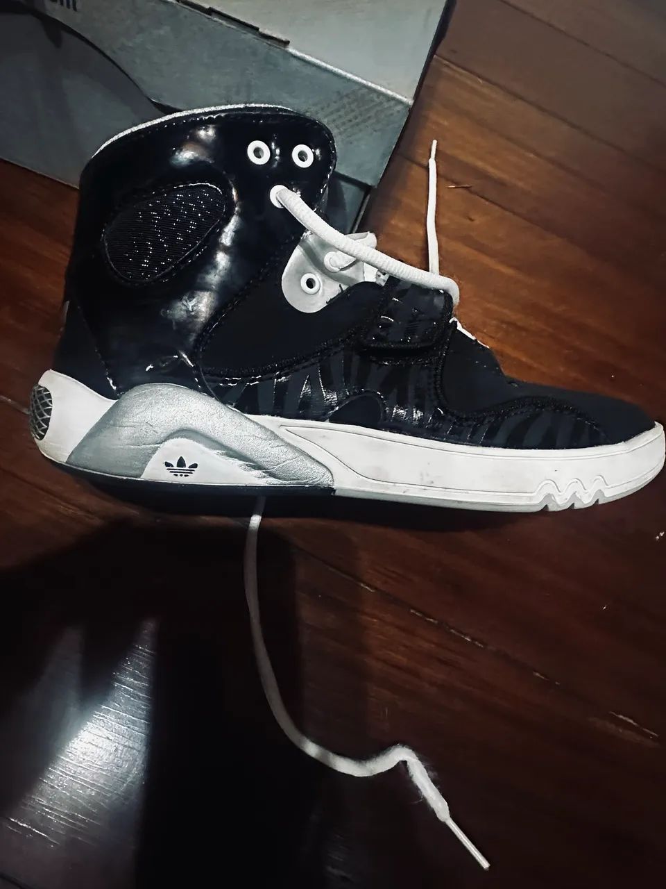 Tênis Adidas  - Foto 5