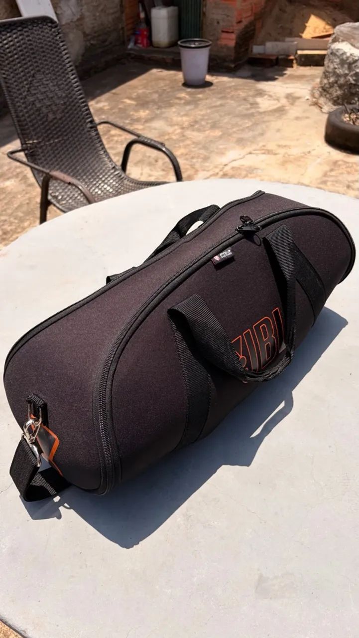 CAPA JBL BOOMBOX 3/4 SEMI-NOVA