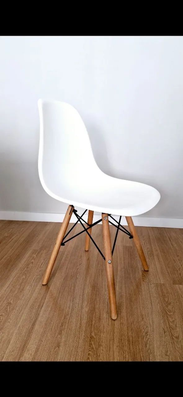 Cadeira tokstok eames branca wood