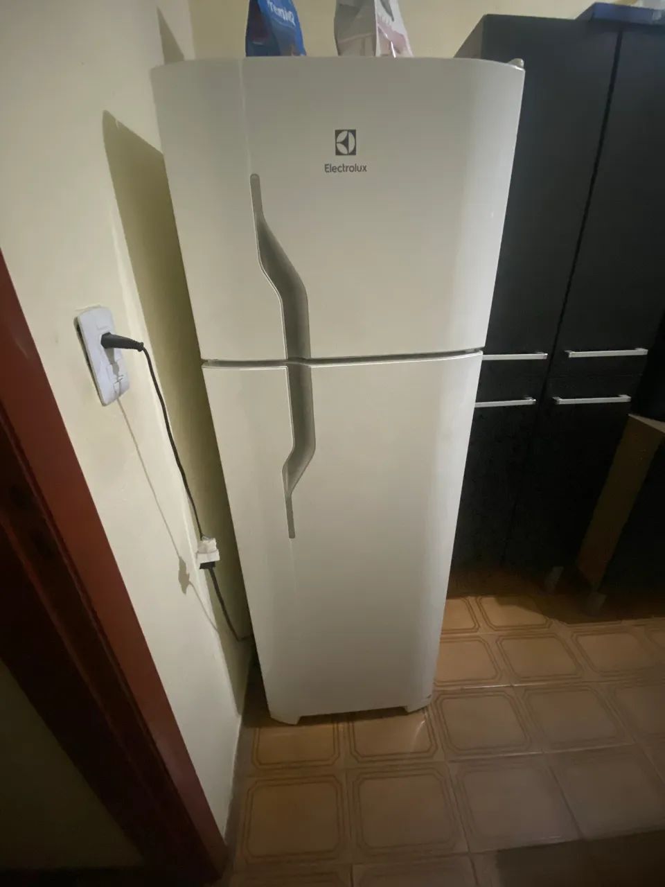 Geladeira Electrolux duas portas 