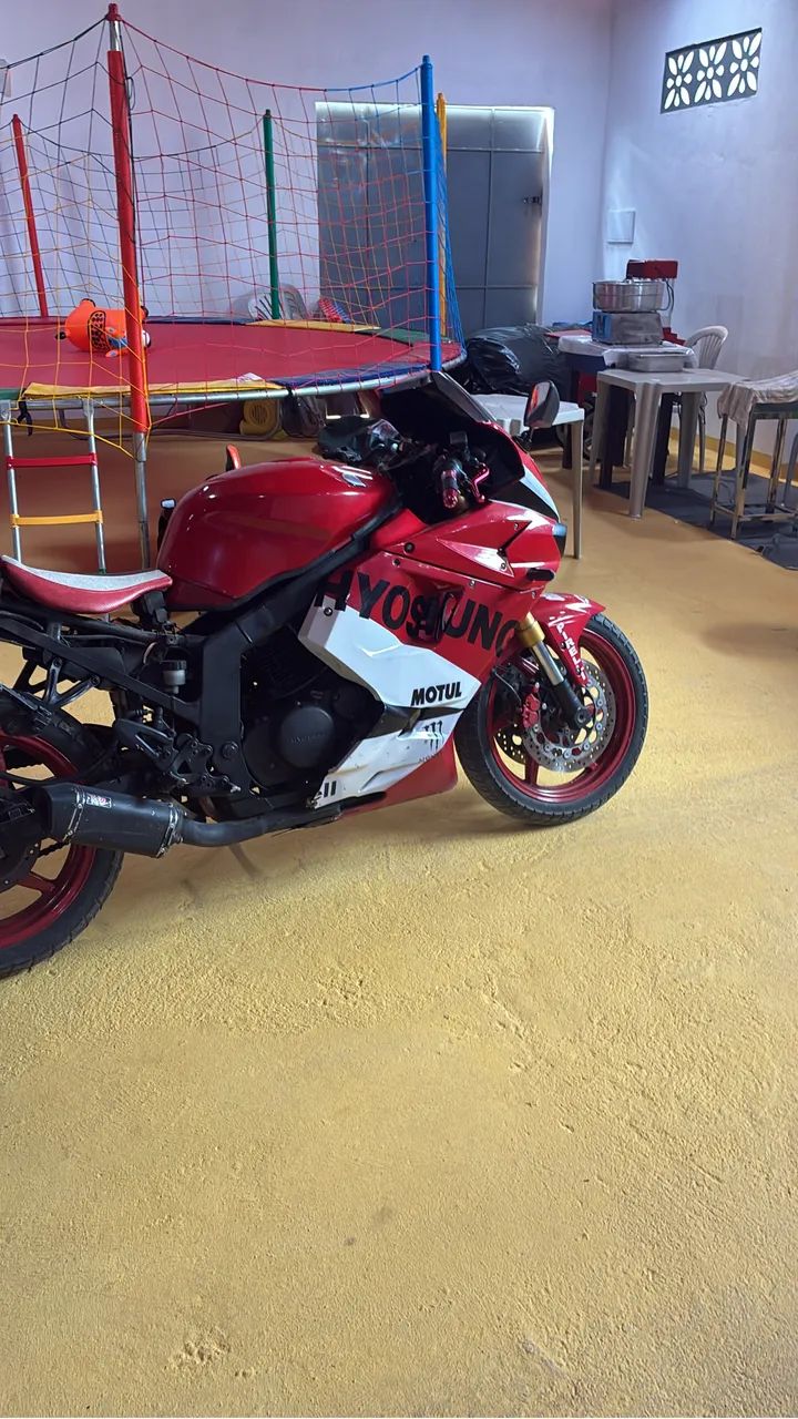 Vendo/ troco Kasinski Comet Gtr 250