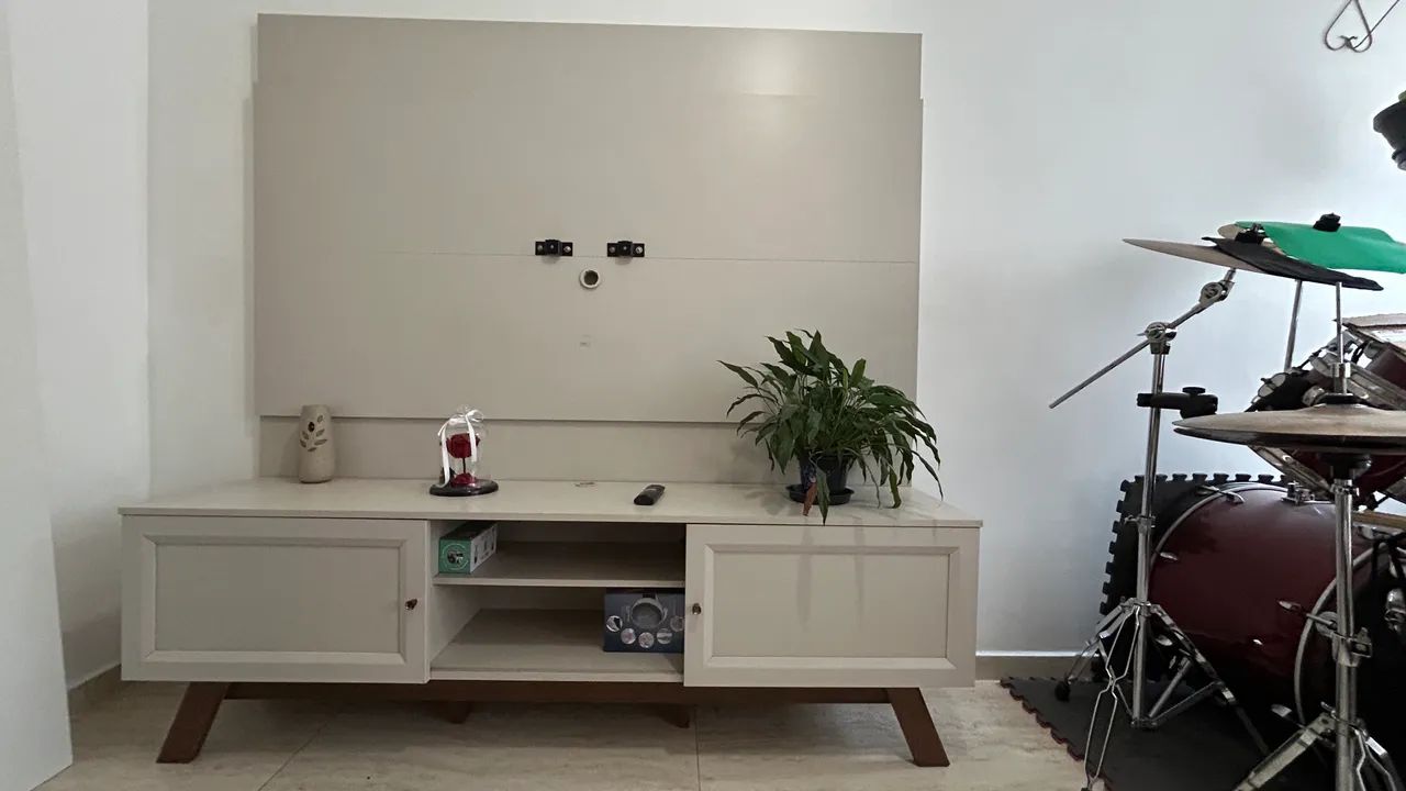 Rack e painel para TV em excelente estado