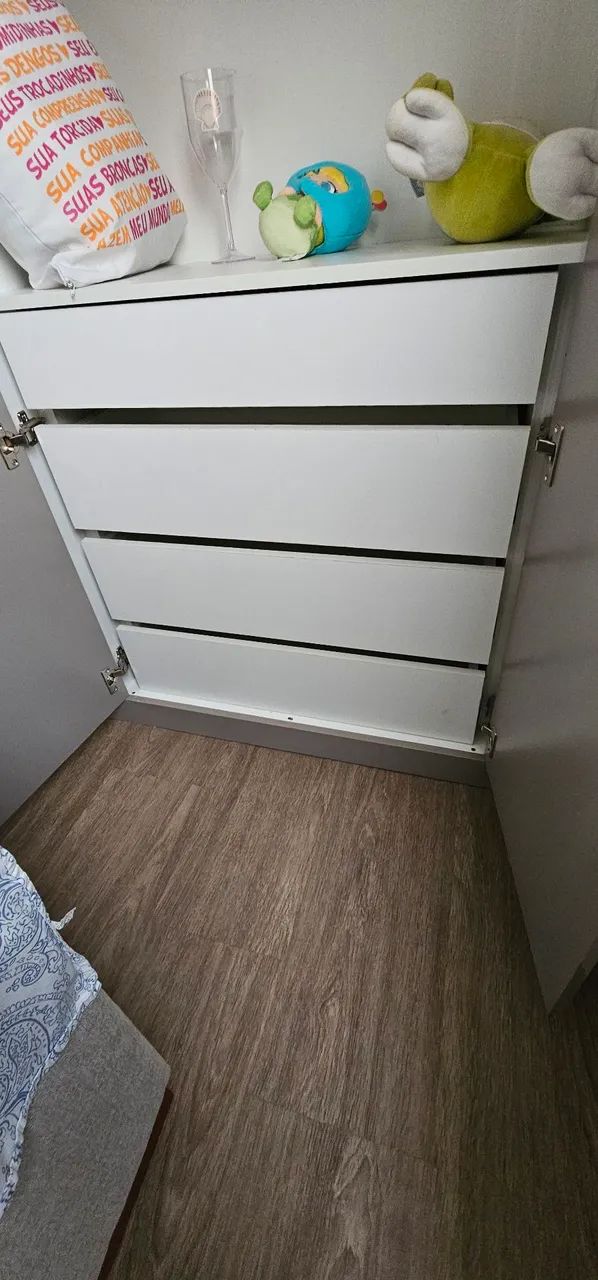 Armário 6 portas em MDF com acabamento em laca  - Foto 4