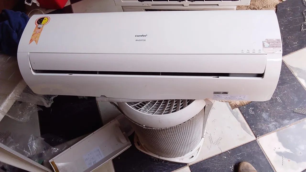 SPLIT 18K INVERTER