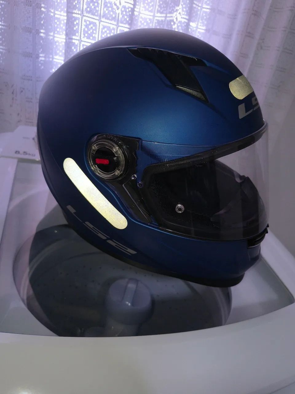 Vende-se capacete LS2 FF358 classic EVO monocolor azul fosco - Foto 2