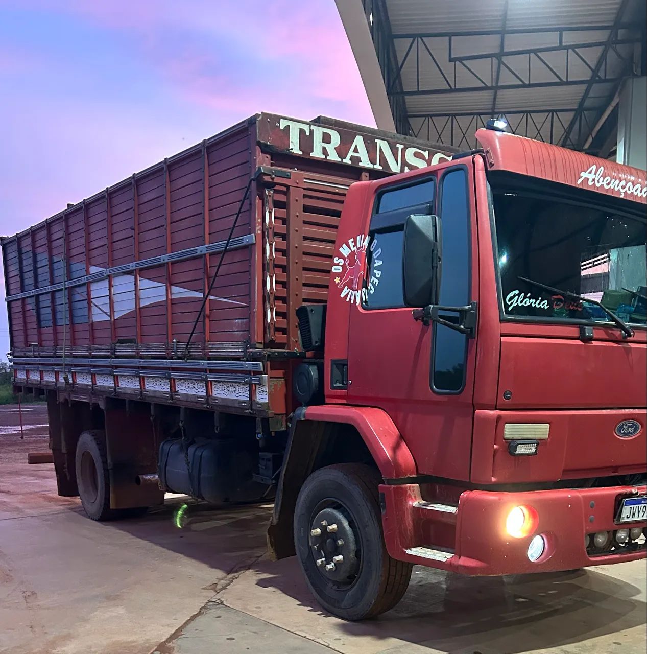 Ford cargo 1317
