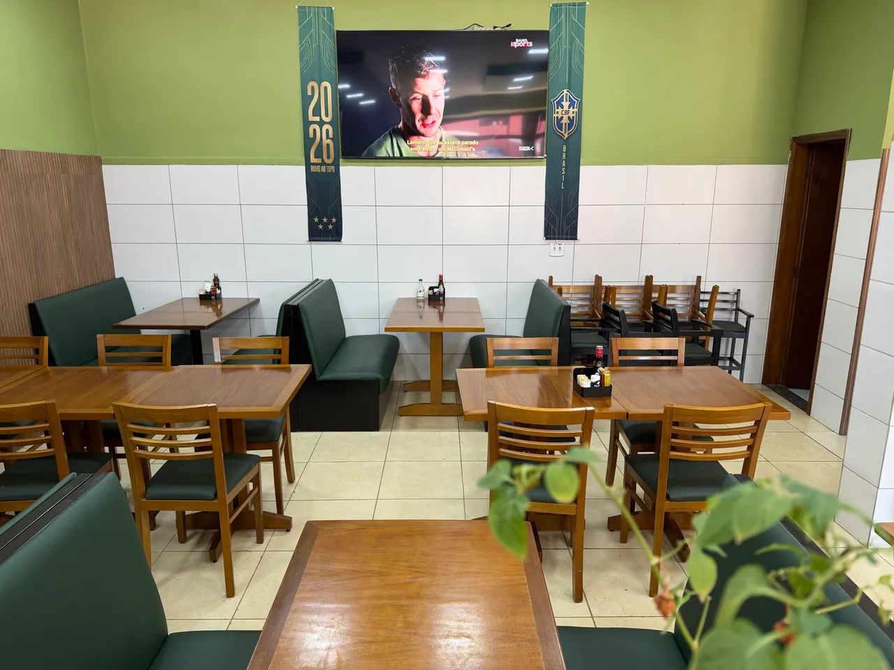 Vendo ponto comercial - Restaurante e Pizzaria em Avenida movimentada - Foto 5