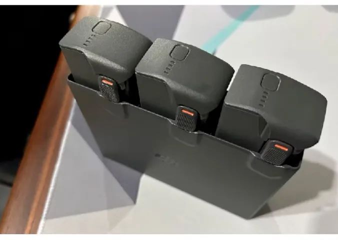 Drone DJI Avata 2 Smart Combo Baterias com apenas 5 ciclos de uso. - Foto 3