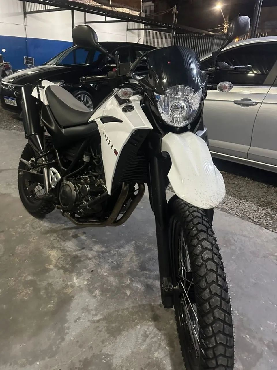 Moto sem detalhes, só pegar e rodar 